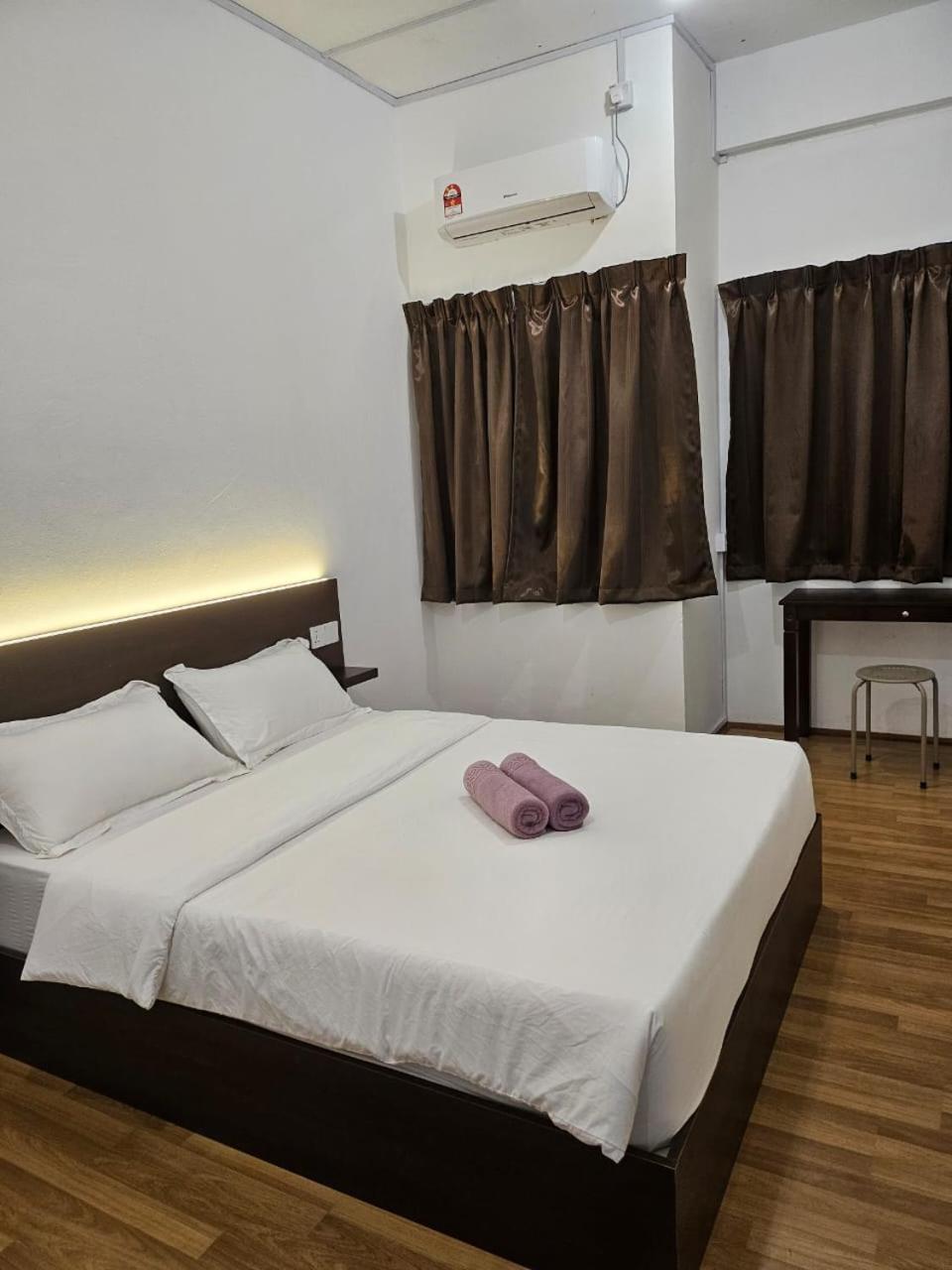 Aecotel Mingle Hostel Сандакан Екстер'єр фото