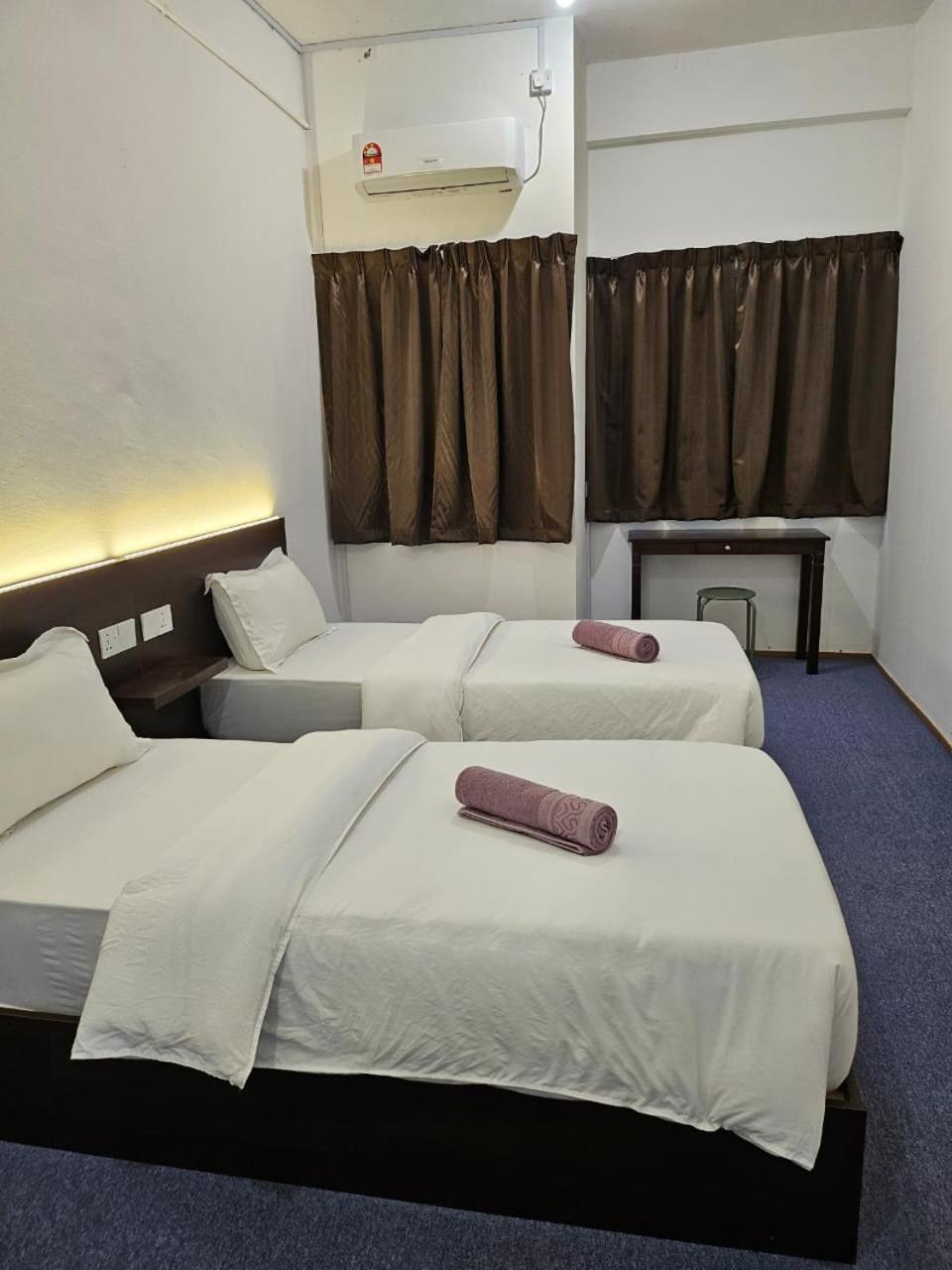 Aecotel Mingle Hostel Сандакан Екстер'єр фото